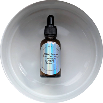 Organic Black Cohosh Root Tincture – 1:3 decocted herbal extract in amber glass bottle