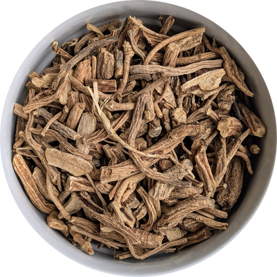 Soapwort Root – dried and shredded Saponaria officinalis root, loose-cut for herbal tea, topical use, and ceremonial cleansing