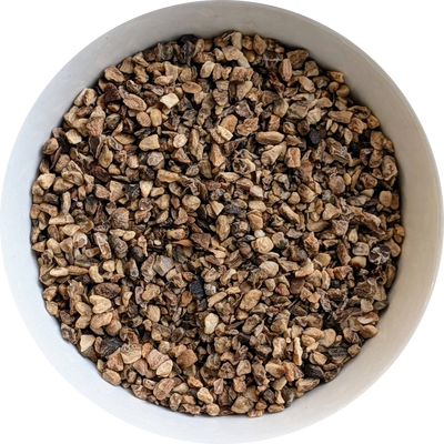 Dried Devil’s Claw Root slices with a rugged, earthy appearance, suitable for teas and traditional preparations